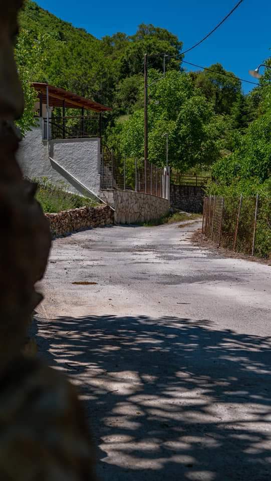 Τσιμεντόστρωση δρόμου
